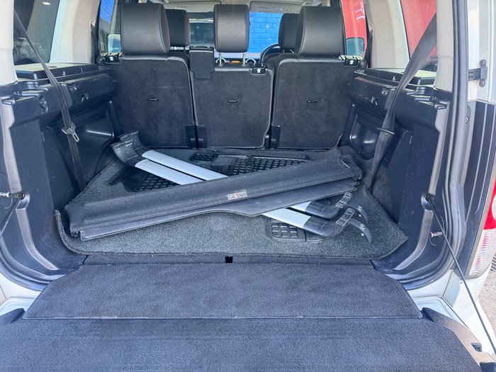 2010 Land Rover Discovery 4 TdV6 SE Series 4 MY10 4X4 Constant Alaska White