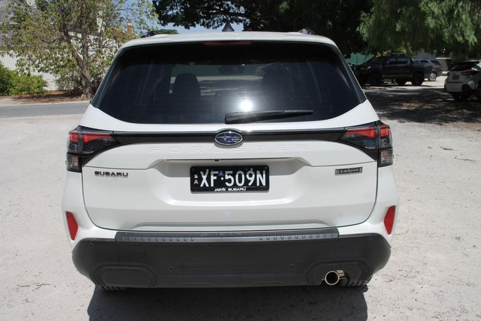 2025 Subaru Forester Touring