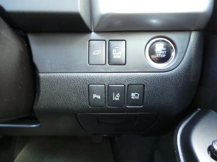 2015 Toyota Kluger Grande