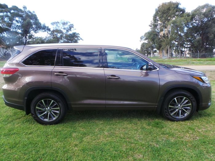 2015 Toyota Kluger Grande