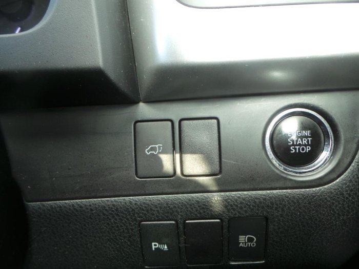 2015 Toyota Kluger Grande