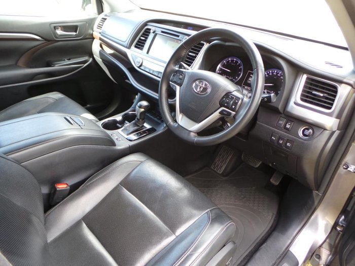 2015 Toyota Kluger Grande