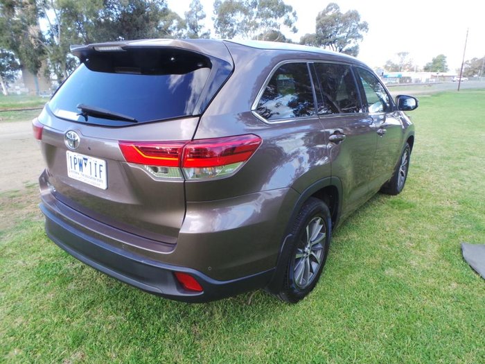 2015 Toyota Kluger Grande
