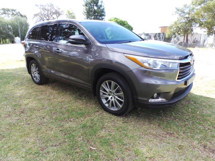 2015 Toyota Kluger