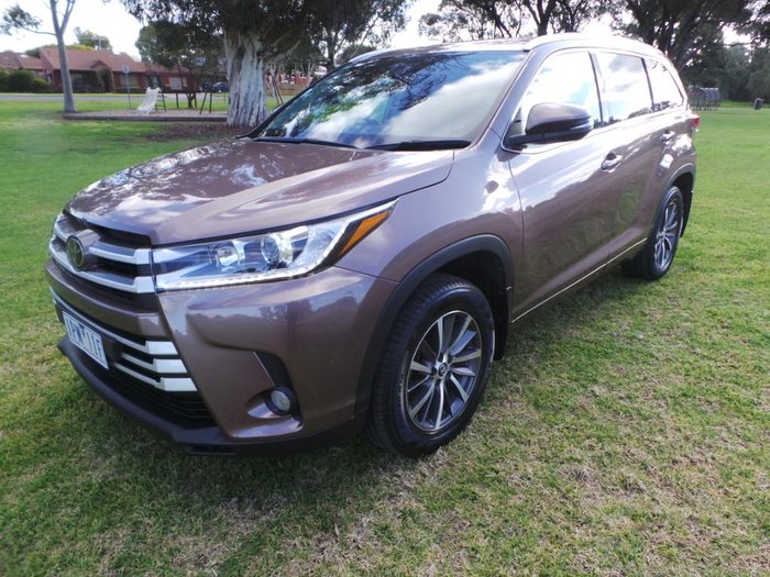 2015 Toyota Kluger Grande