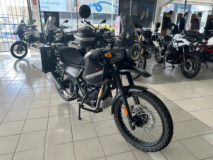 2021 Royal Enfield Himalayan E5 Premium Himalayan Black