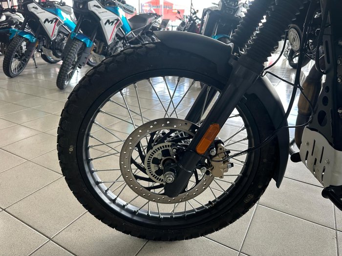 2021 Royal Enfield Himalayan E5 Premium Himalayan Black