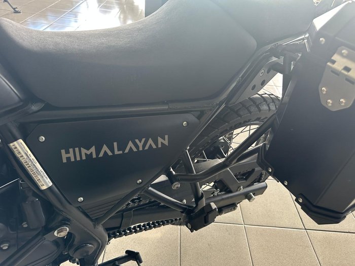 2021 Royal Enfield Himalayan E5 Premium Himalayan Black