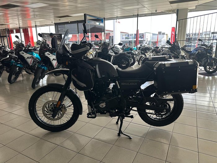 2021 Royal Enfield Himalayan E5 Premium Himalayan Black