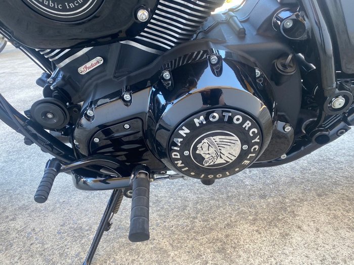 2022 Indian CHIEF DARK HORSE BLACK SMOKE