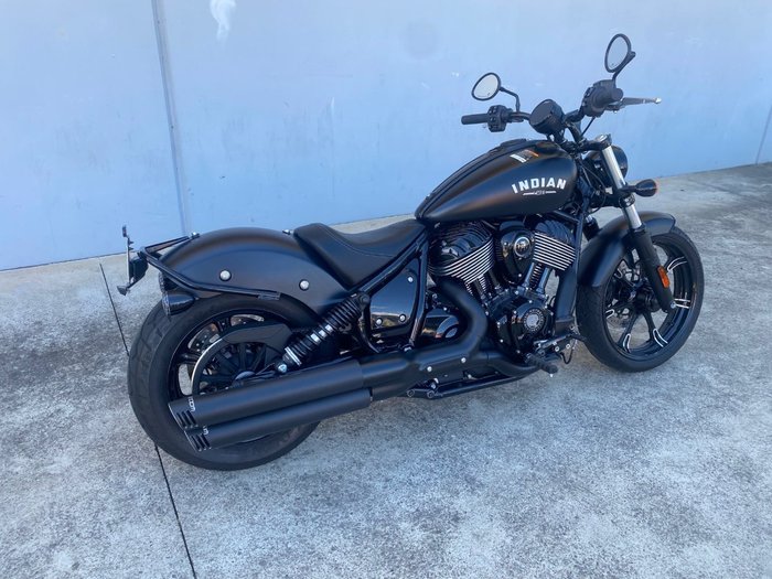 2022 Indian CHIEF DARK HORSE BLACK SMOKE