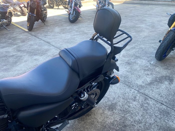 HARLEY-DAVIDSON 2010 HARLEY DAVIDSON 883CC XL883CC XLH SERIES BLACK