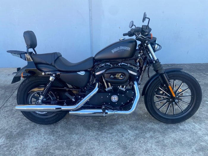 HARLEY-DAVIDSON 2010 HARLEY DAVIDSON 883CC XL883CC XLH SERIES BLACK