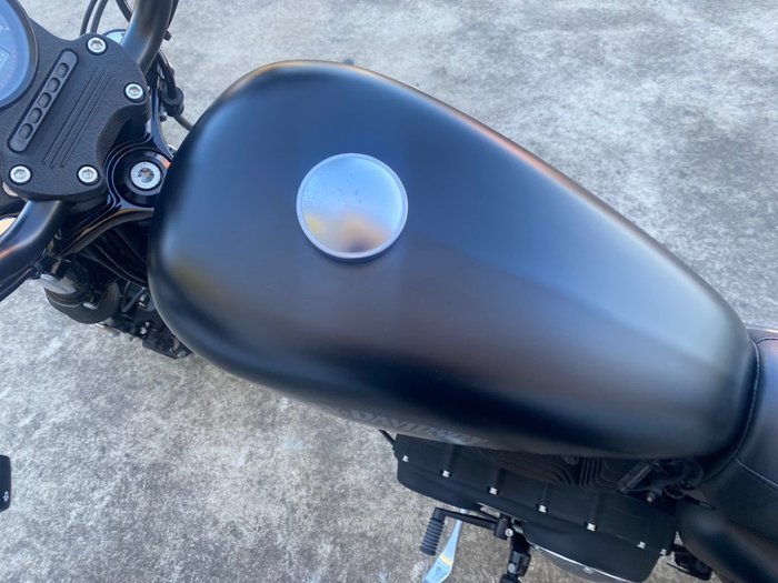HARLEY-DAVIDSON 2010 HARLEY DAVIDSON 883CC XL883CC XLH SERIES BLACK