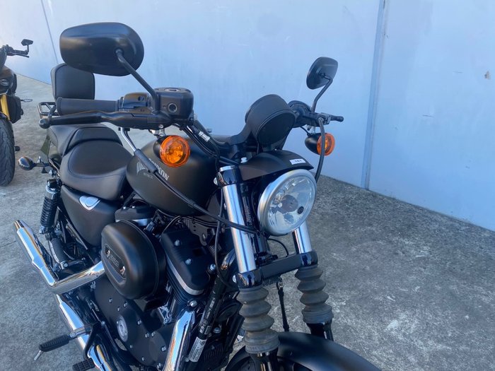 HARLEY-DAVIDSON 2010 HARLEY DAVIDSON 883CC XL883CC XLH SERIES BLACK
