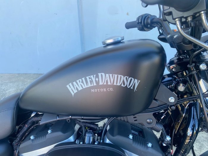 HARLEY-DAVIDSON 2010 HARLEY DAVIDSON 883CC XL883CC XLH SERIES BLACK