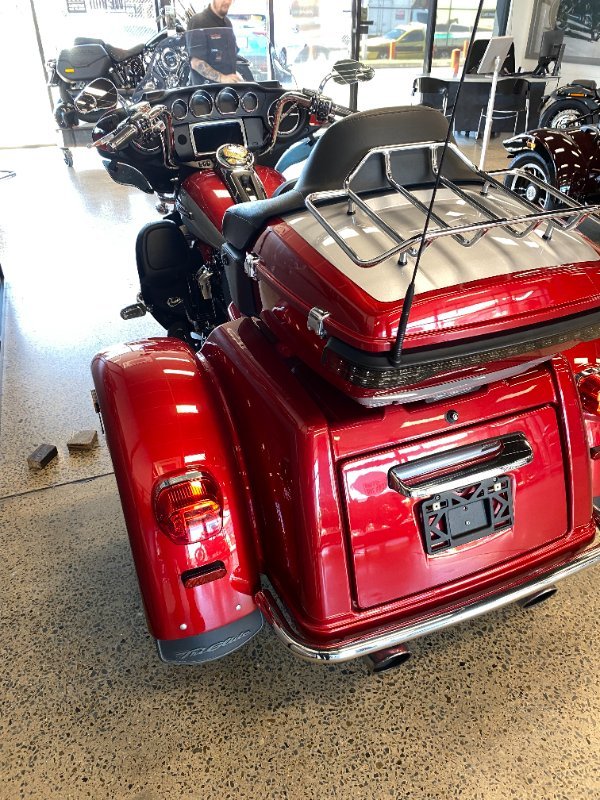 2019 Harley-davidson FLHTCUTG TRI GLIDE U/CLC (TT) RED