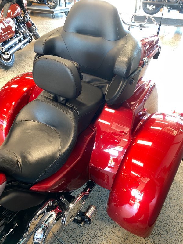 2019 Harley-davidson FLHTCUTG TRI GLIDE U/CLC (TT) RED