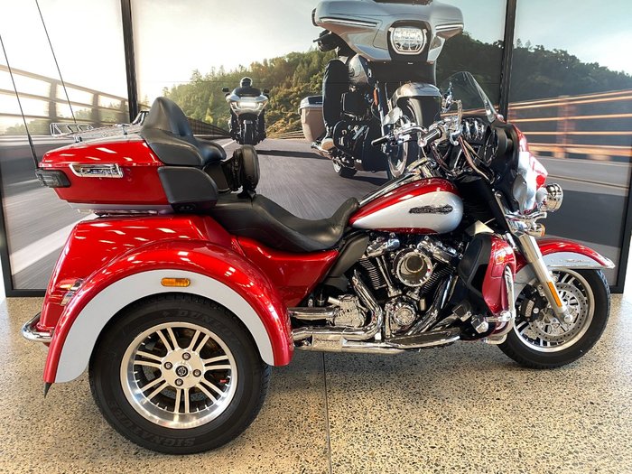 2019 Harley-davidson FLHTCUTG TRI GLIDE U/CLC (TT) RED