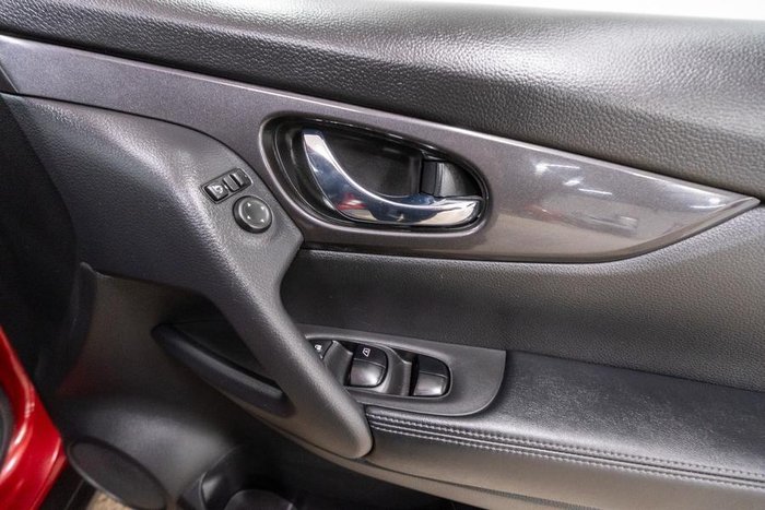 2019 Nissan X-TRAIL ST