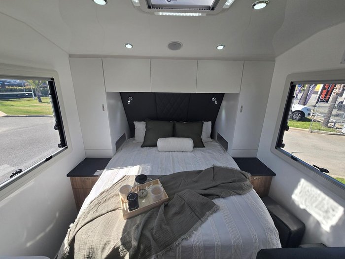 2025 Urban Caravans X-Terrain 20' Cafe Dinette