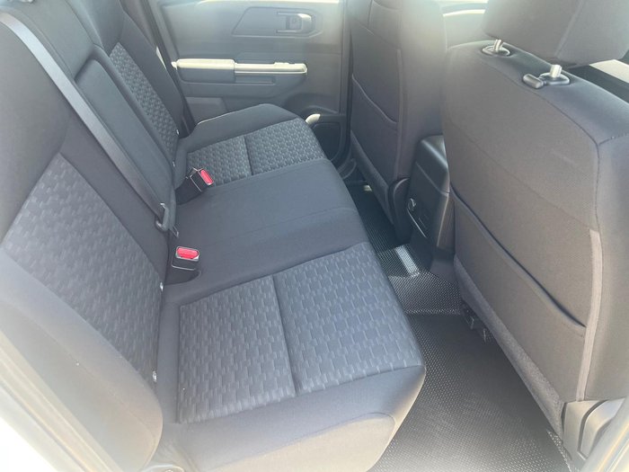2025 Mitsubishi Triton GLX MV MY25 4X4 Dual Range White