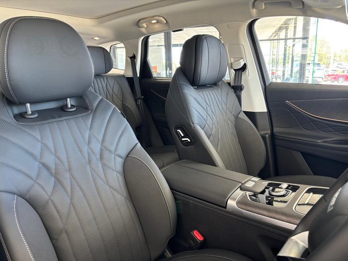 2025 Jaecoo J8 Track