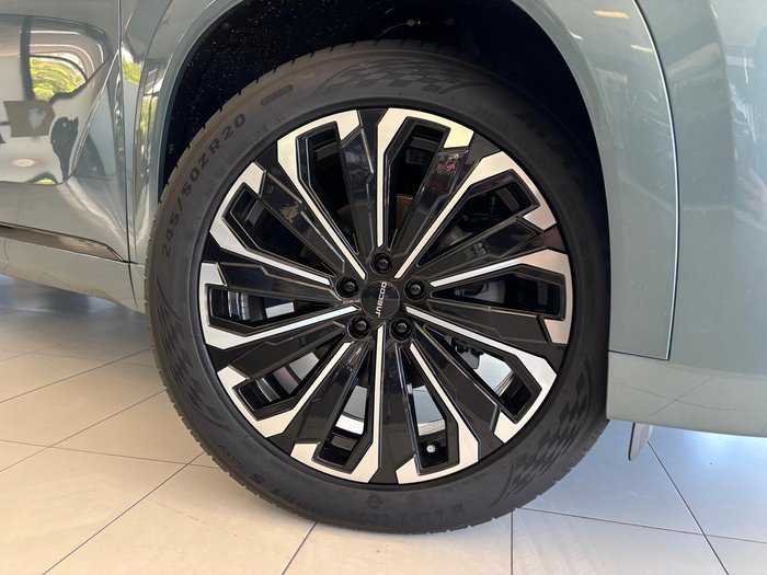 2025 Jaecoo J8 Track