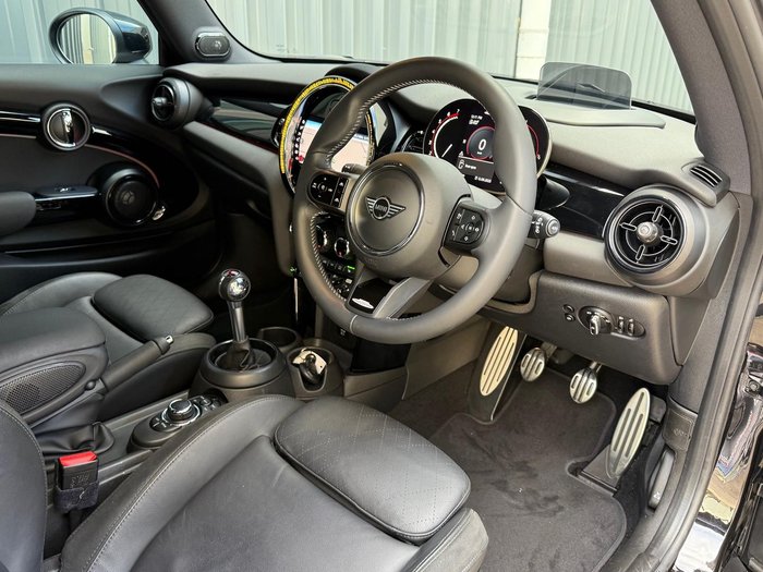 2022 MINI Hatch John Cooper Works Classic F56 LCI-2 Midnight Black