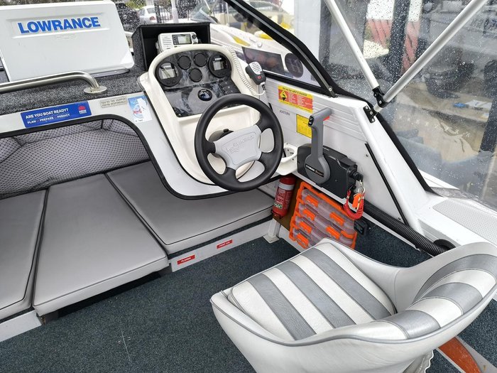 2001 QUINTREX 600 OCEAN SPORT