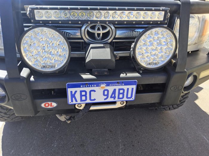 2017 Toyota Landcruiser GXL VDJ79R 4X4 Dual Range Silver Pearl