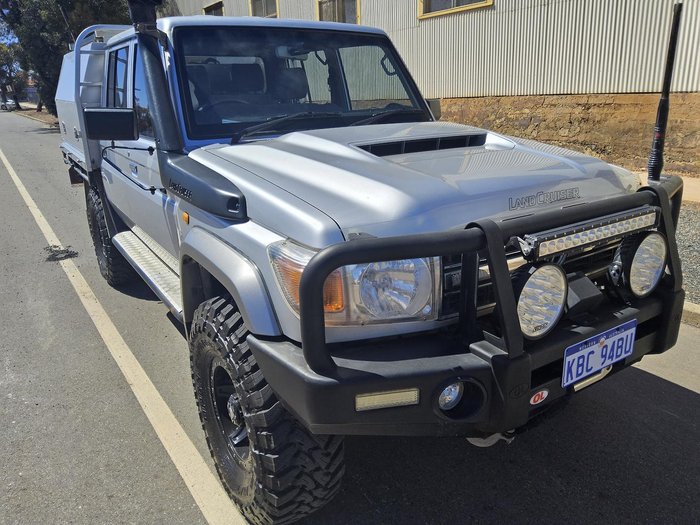 2017 Toyota Landcruiser GXL VDJ79R 4X4 Dual Range Silver Pearl