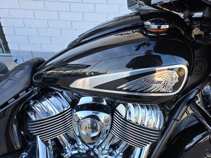 2021 INDIAN CHIEFTAIN LIMITED Black