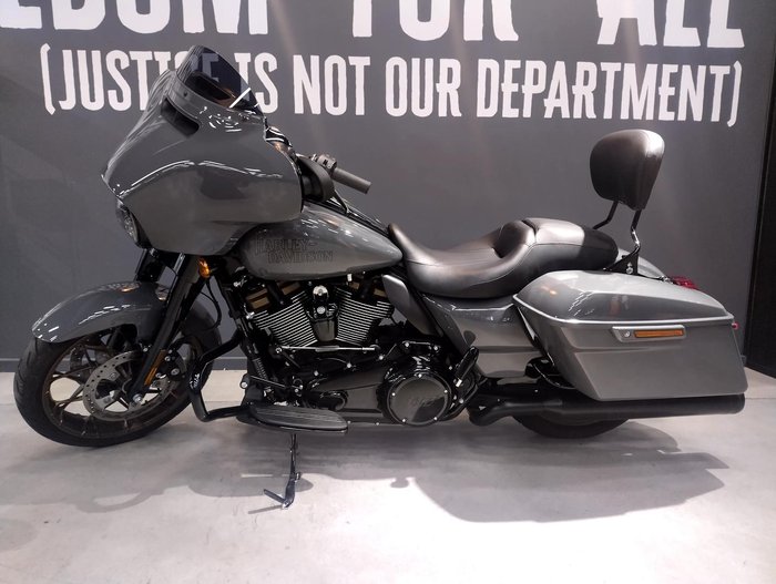 2022 Harley-Davidson Street Glide ST 117 (FLHXST) Touring