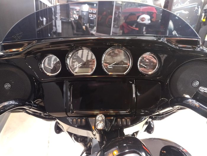 2022 Harley-Davidson Street Glide ST 117 (FLHXST) Touring