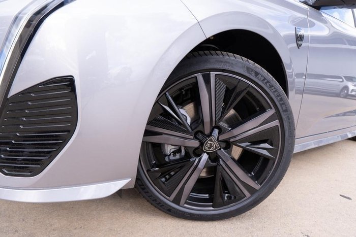 2025 Peugeot 308 GT Hybrid