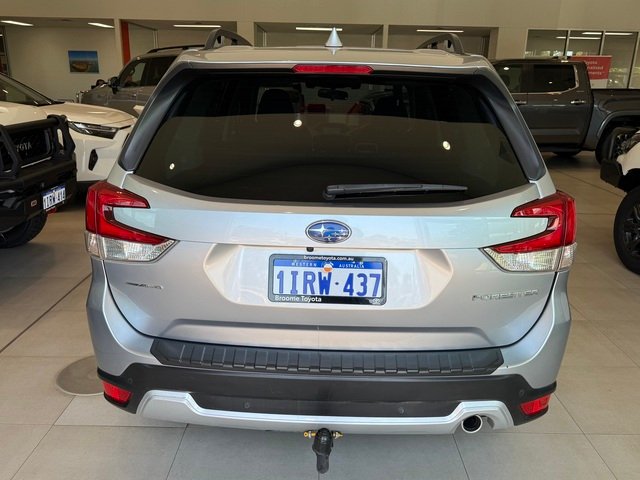 2018 SUBARU FORESTER