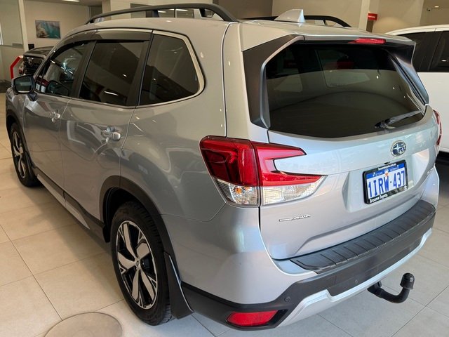 2018 SUBARU FORESTER