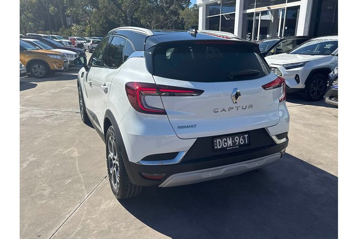 2022 Renault Captur Intens