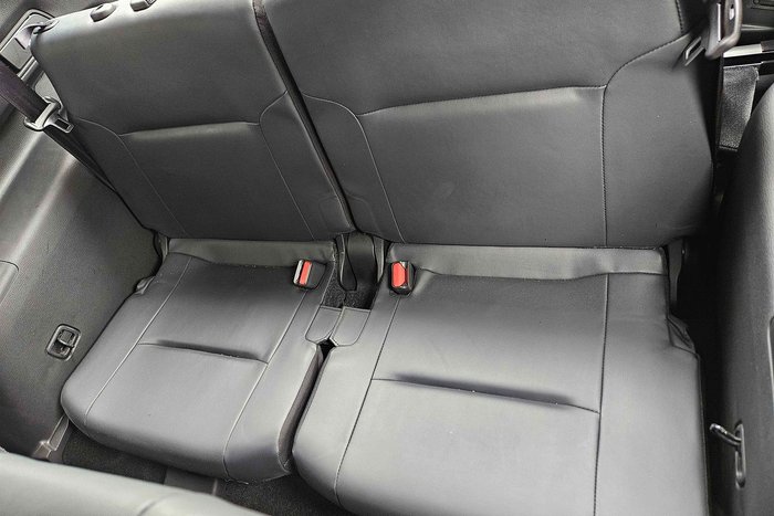 2021 Mitsubishi Outlander Exceed Tourer
