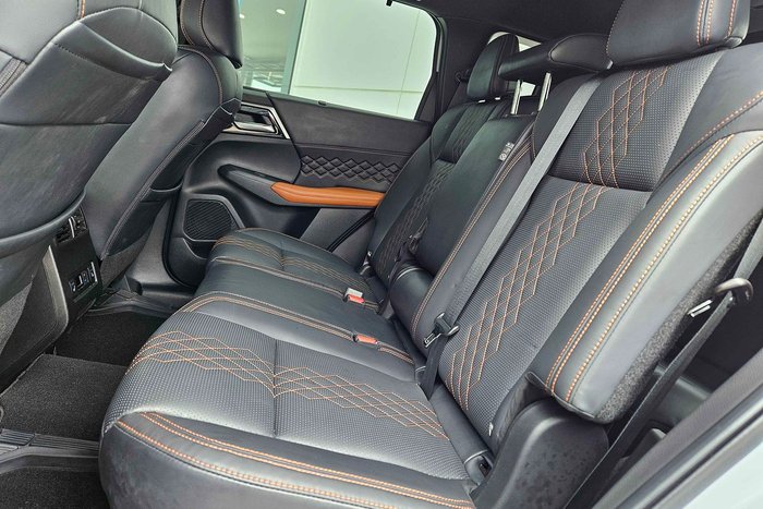 2021 Mitsubishi Outlander Exceed Tourer