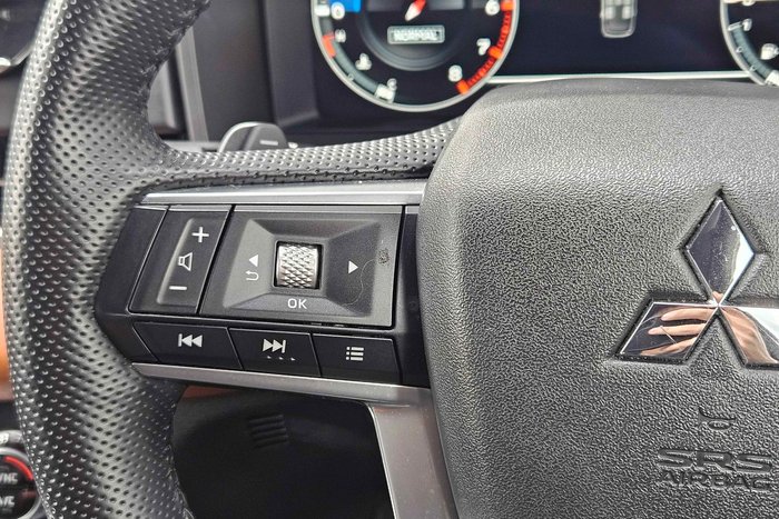 2021 Mitsubishi Outlander Exceed Tourer