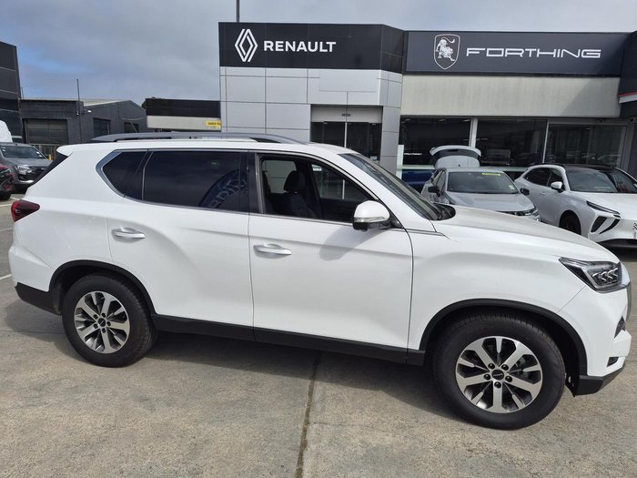 2025 KGM Rexton