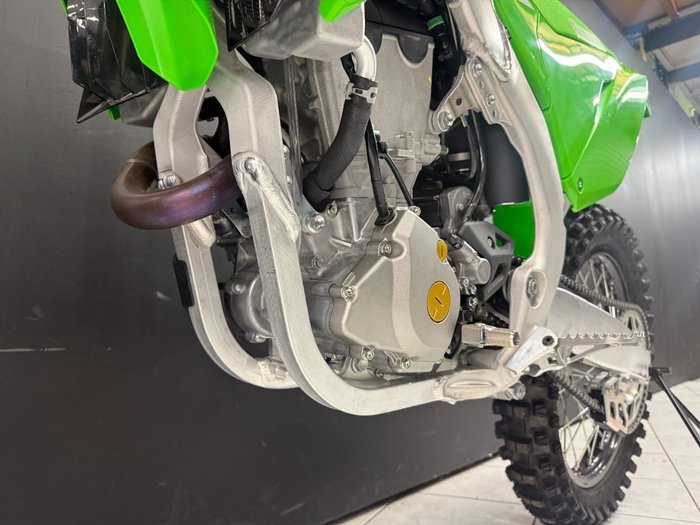 2025 Kawasaki 2025 Kawasaki KX252 MOTOCROSS Green