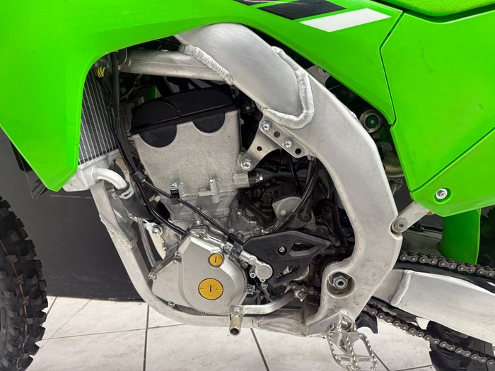 2025 Kawasaki 2025 Kawasaki KX252 MOTOCROSS Green