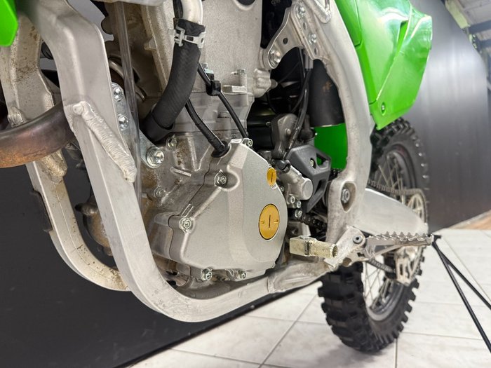 2025 Kawasaki 2025 Kawasaki KX252 MOTOCROSS Green