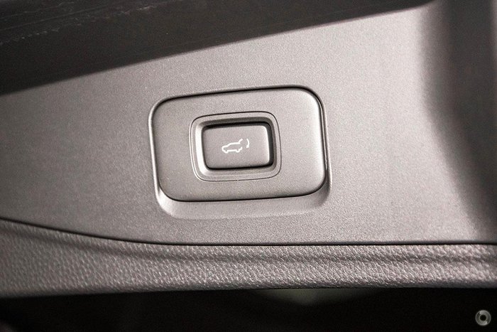 2025 Isuzu MU-X X-TERRAIN MY25 4X4 Dual Range Mercury Silver