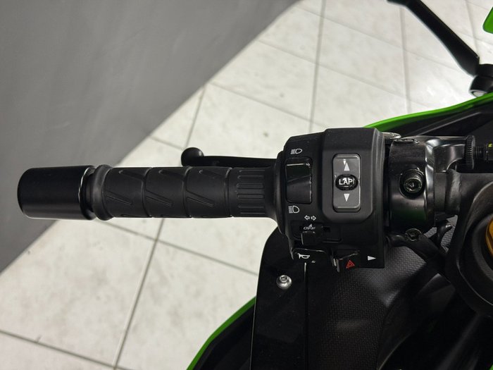 2025 Kawasaki 2025 Kawasaki 400CC Ninja ZX-4RR Green