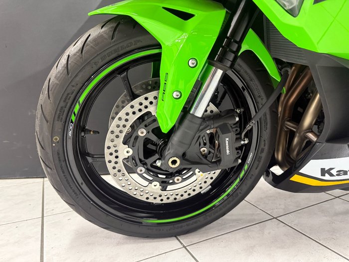 2025 Kawasaki 2025 Kawasaki 400CC Ninja ZX-4RR Green