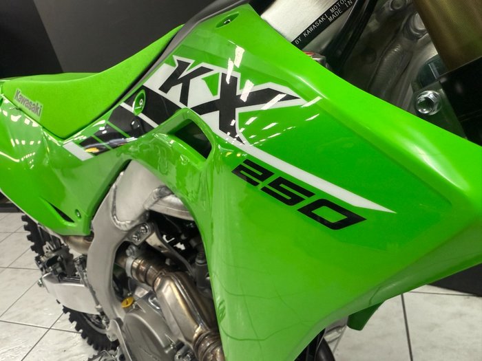 2025 Kawasaki KX250 Green